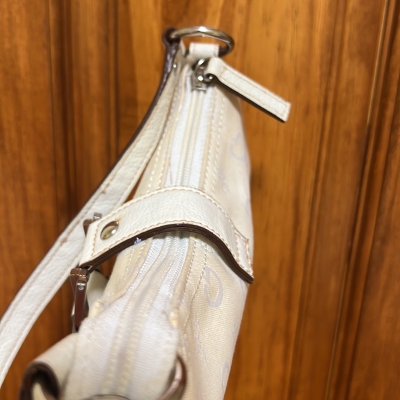 Vintage Guess Purse - Picture 3 of 4